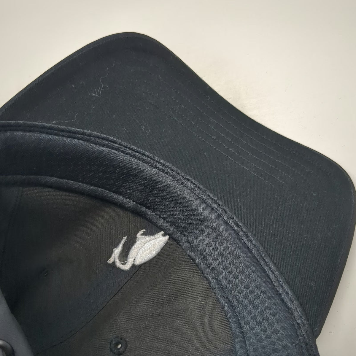 TaylorMade Baseball Cap Black One Size Young Guns Heron Bird Golf Hat Slideback