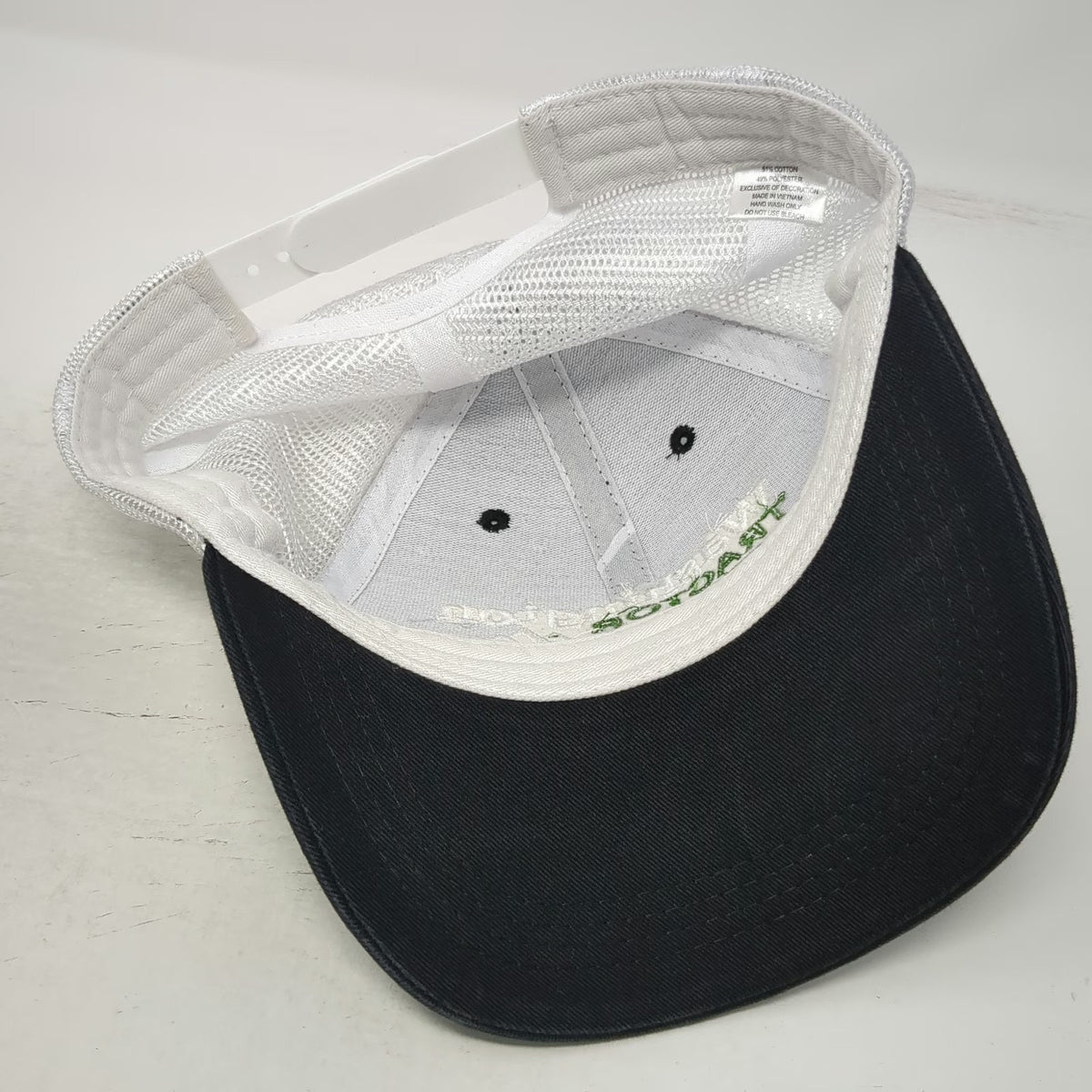 Washington Tractor Trucker Hat Black One Size Snapback Mesh Mountain Logo Cap