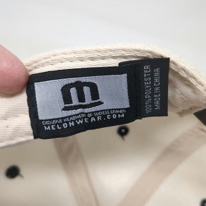 Melonwear Snapback Hat White One Size Felt Letter S Patch Flat Brim Baseball Cap