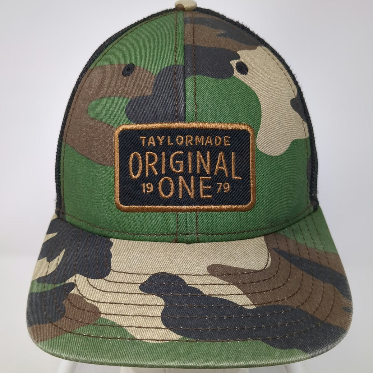 TaylorMade Original 1 Trucker Hat Green Camo Snapback One Size Mesh Golf Patch