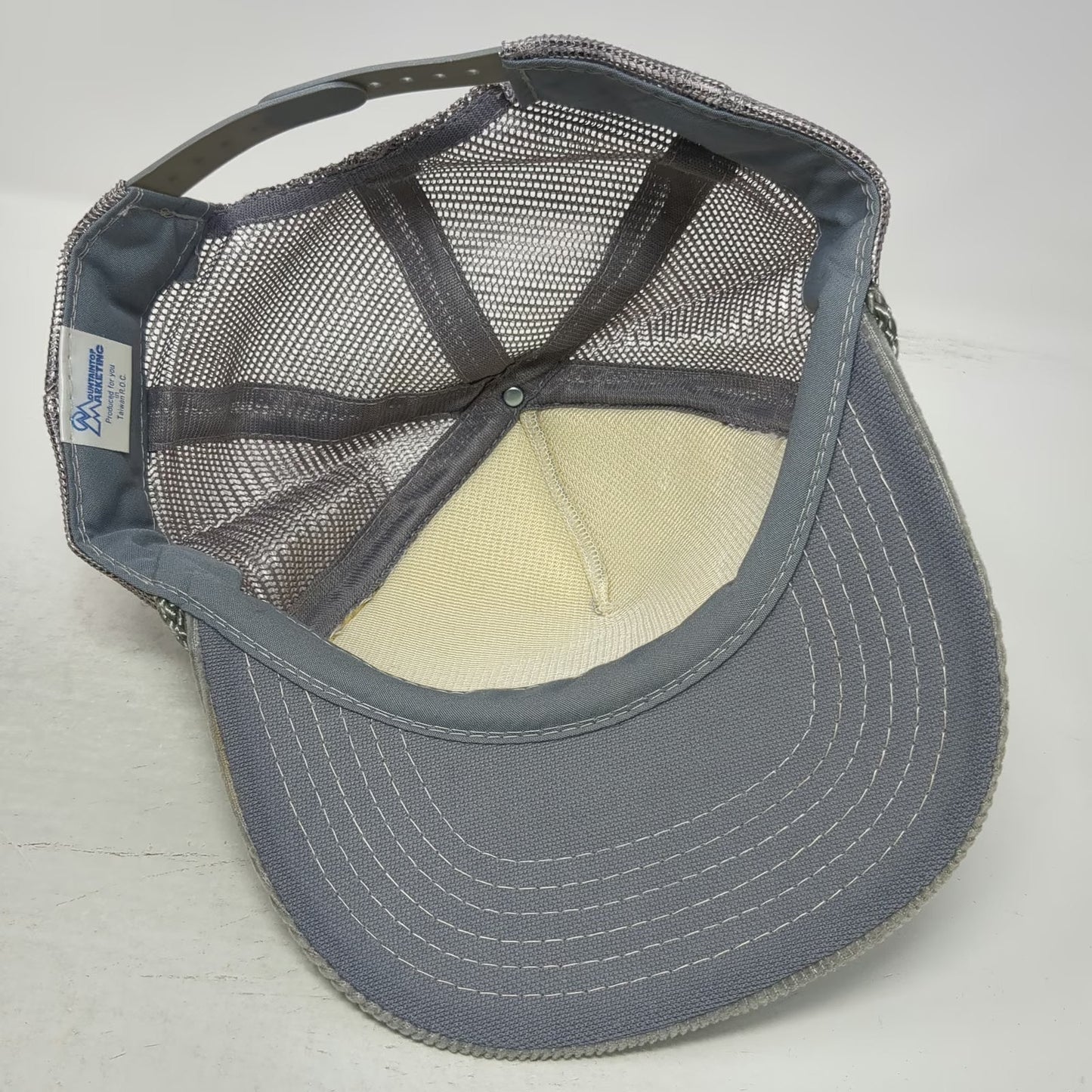 Trucker Gray Hat One Size Idaho Fish Game Vintrage 1988 Corduroy Mesh