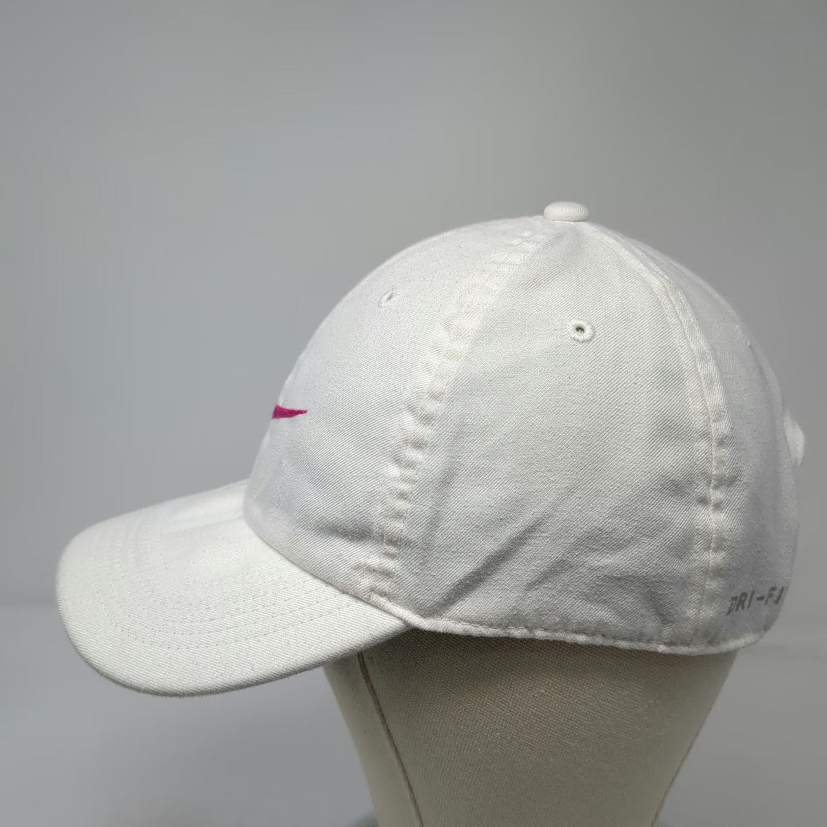 Nike Baseball Cap White One Size Pink Swoosh Heritage86 Dri-Fit Adjustable hat