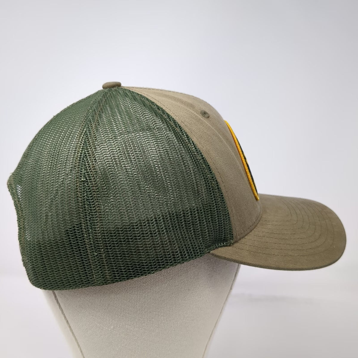 Mathews Baseball Cap Green One Size Trucker Snapback Wisconsin USA Archery Bow