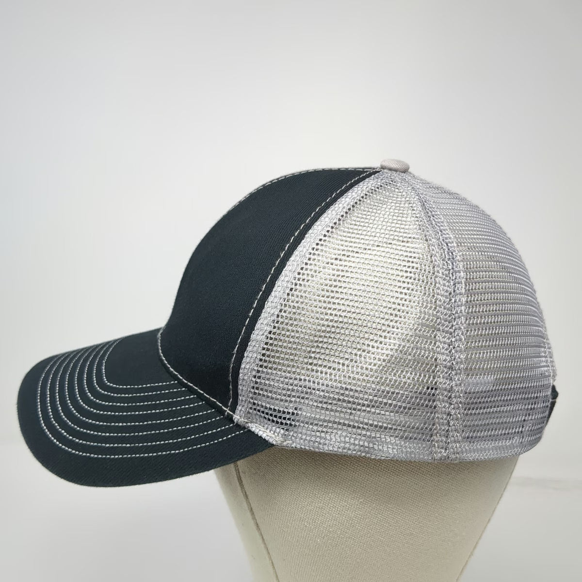 Beniton Construction Baseball Cap Black One Size Mesh Back Trucker Hat Workwear