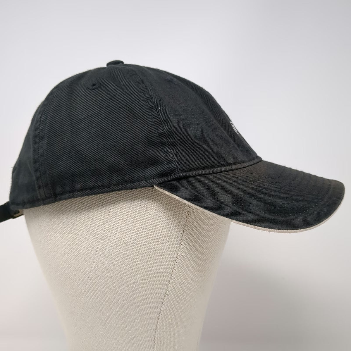 Reebok Baseball Cap Black One Size Slideback Embroidered Logo Underbrim Hat