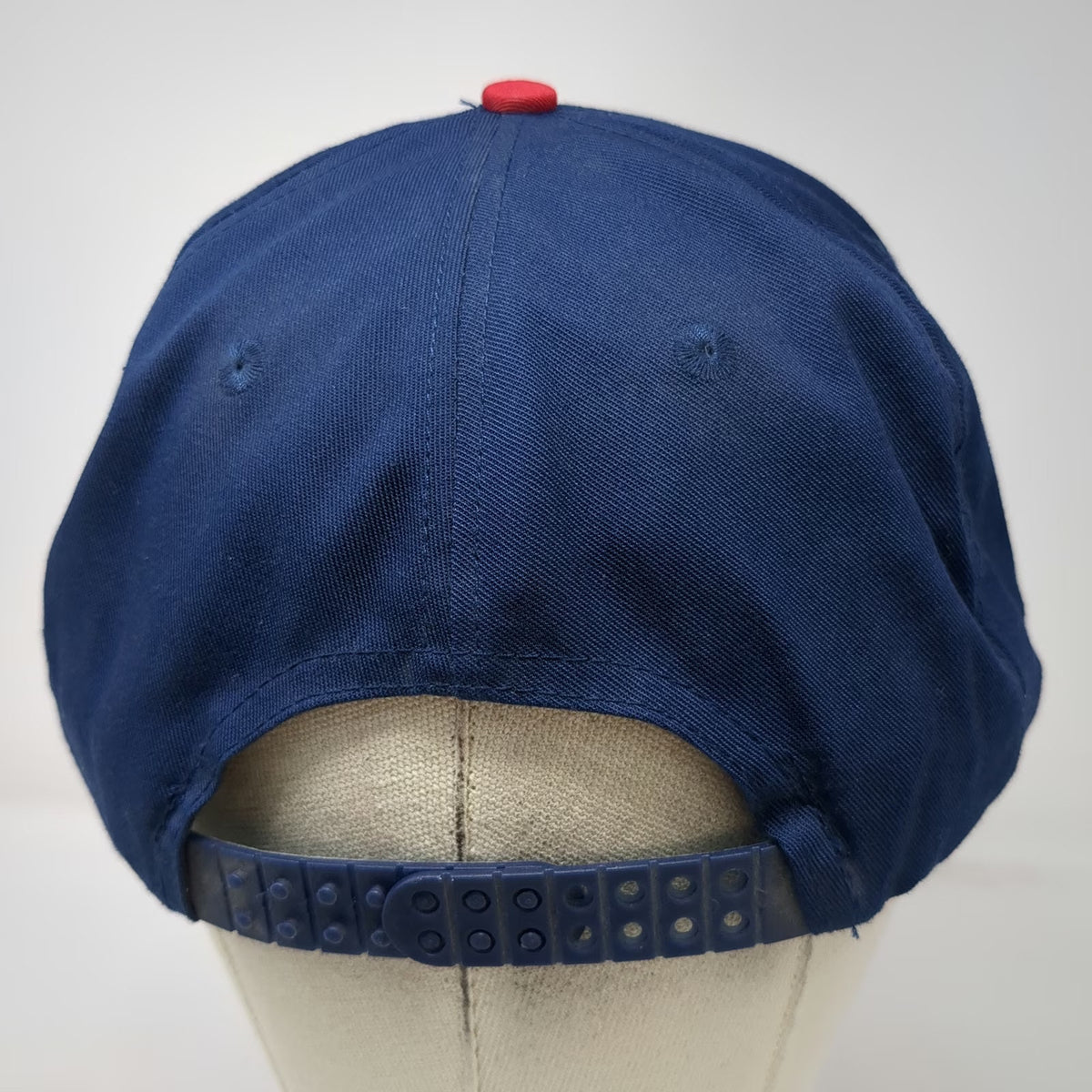 San Sun Trucker Hat Blue Red One Size GFI Q Logo Rope Snapback Green Underbrim