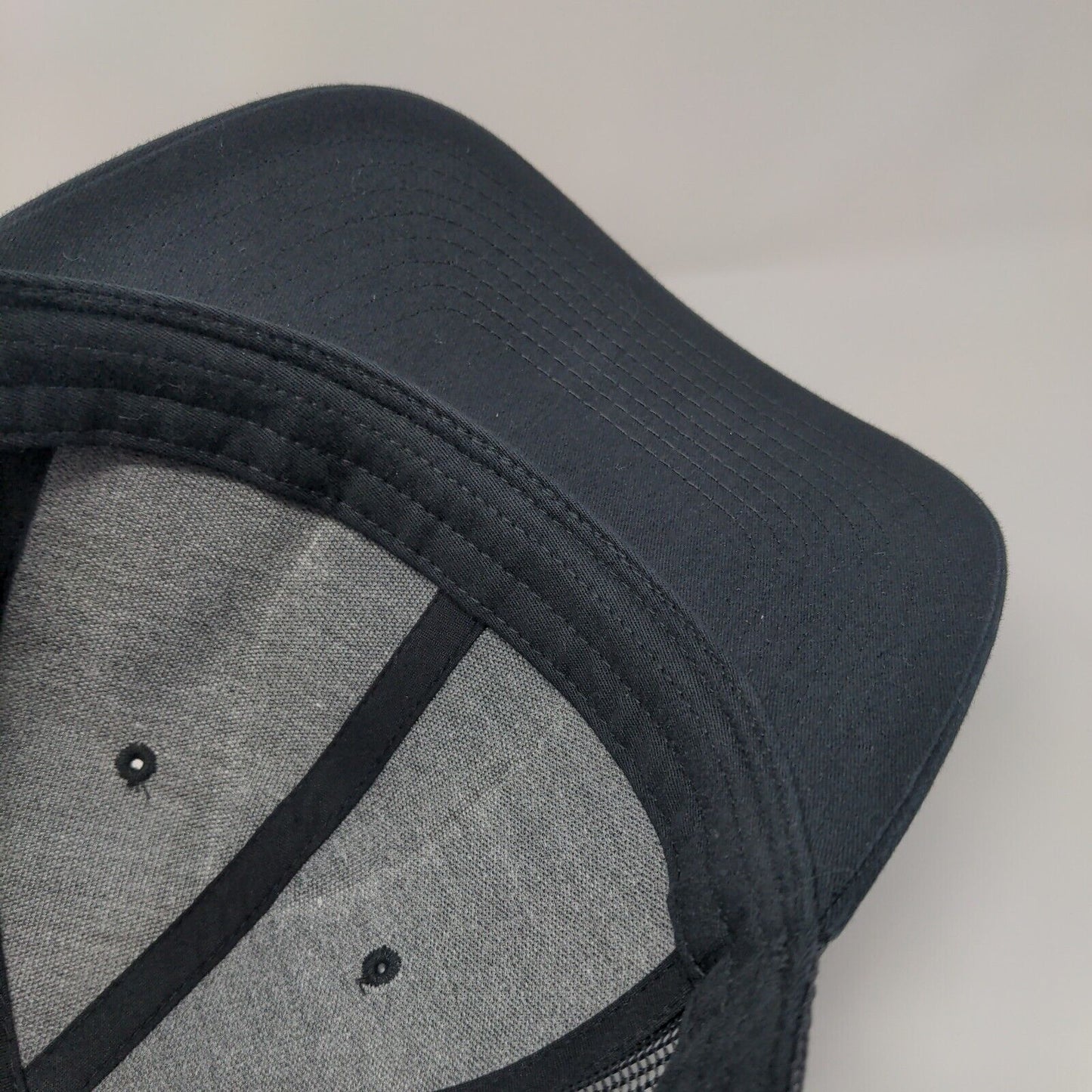 Summer Lawns Snapback Mesh Back Trucker Hat Black OSFA Richardson