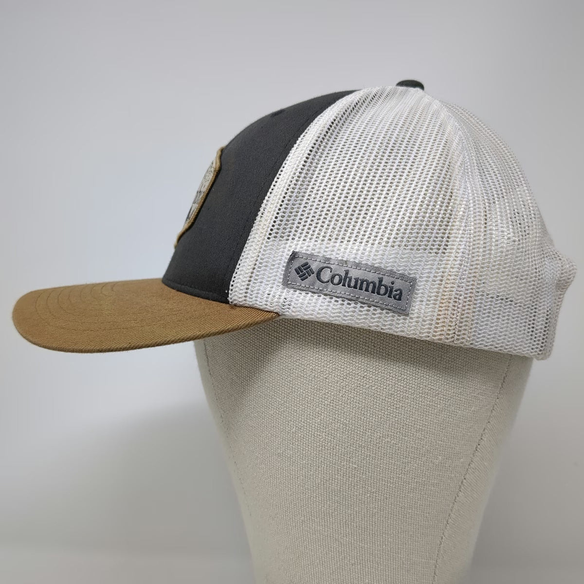 Columbia Trucker Hat Gray White Brown One Size Mesh Snapback Mountain Patch