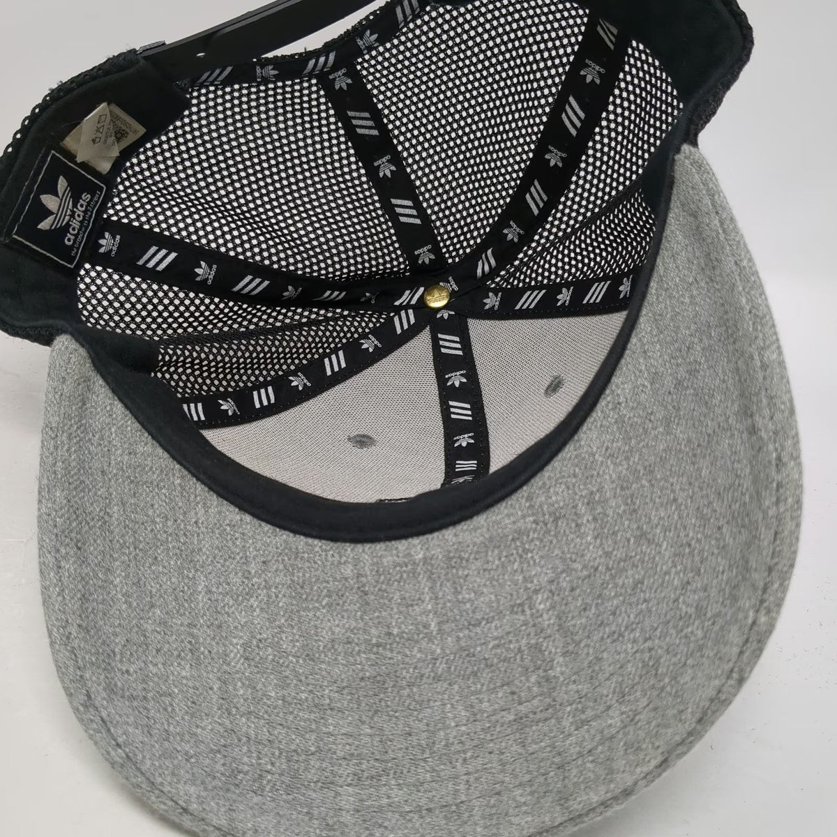 Adidas Gray Trucker Hat One Size Trefoil Logo Snapback Mesh Back 3 Stripes