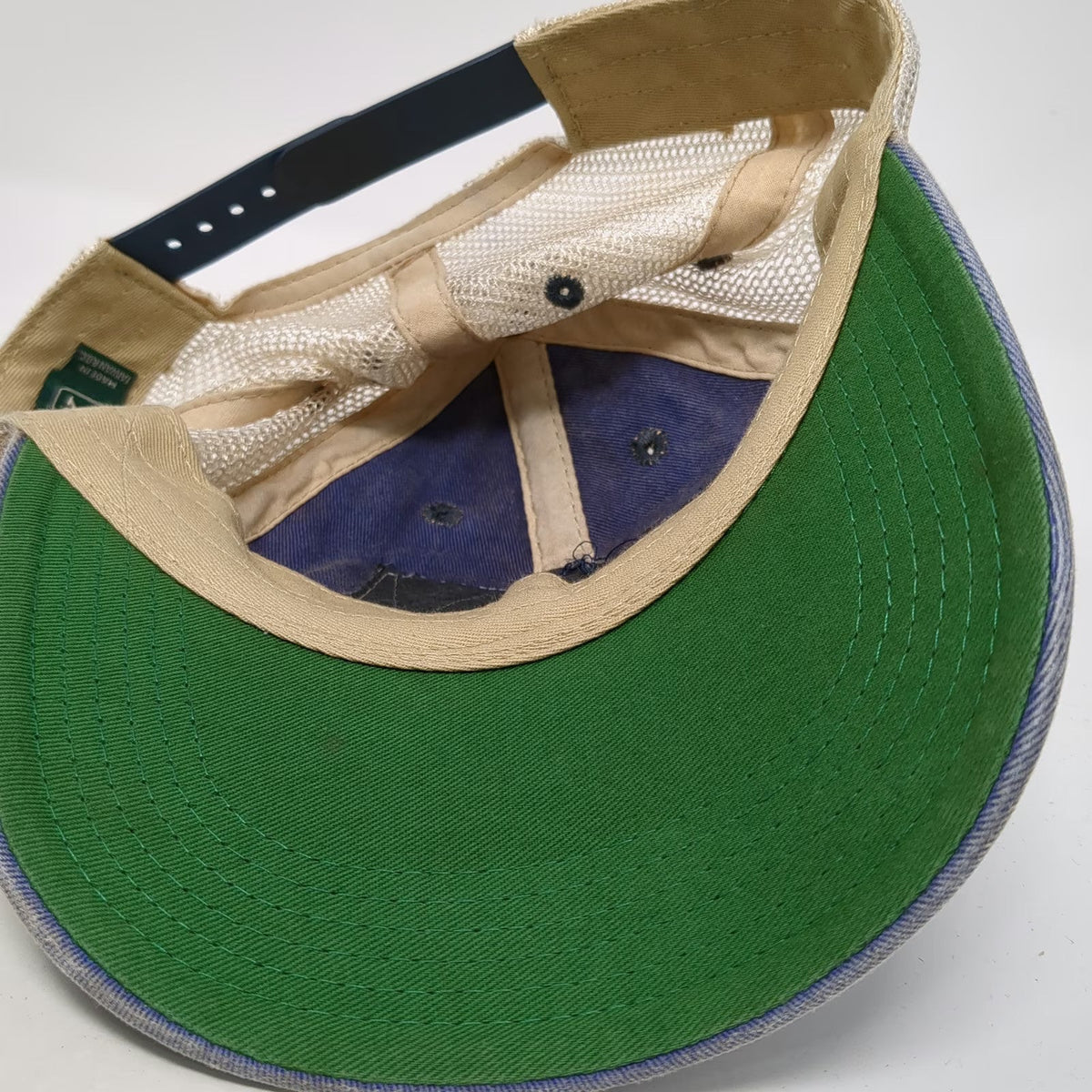 Legacy Pendleton Round-Up Trucker Hat Gray Beige Red OSFM Snapback Mesh Patch