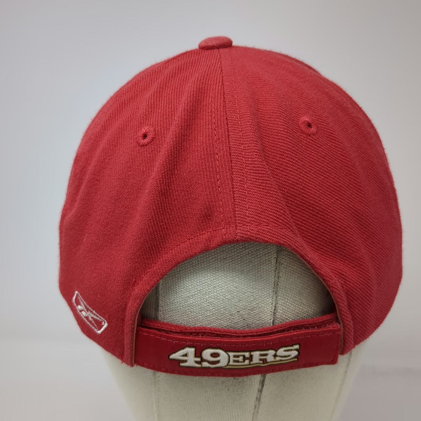 Reebok San Francisco 49ers NFL Red Cap OSFM Sideline Strapback Embroidered Hat
