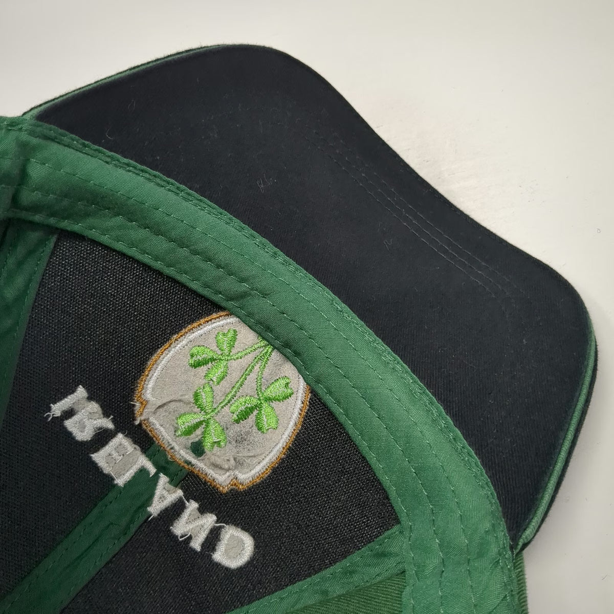 Lansdowne Ireland Shamrock Baseball Cap Black Green One Size Slideback Hat