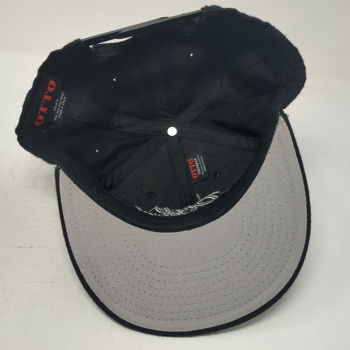 Deep Clothing Brand Snapback Black Gray One Size Flat Brim Script Embroidery Hat