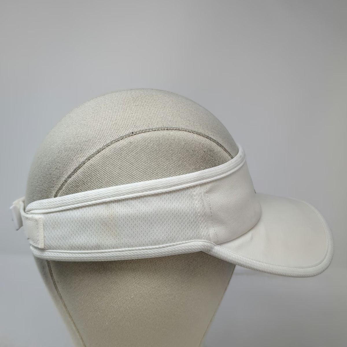 Adidas Visor White One Size Aeroready Moisture Wicking Strapback Golf Tennis Hat