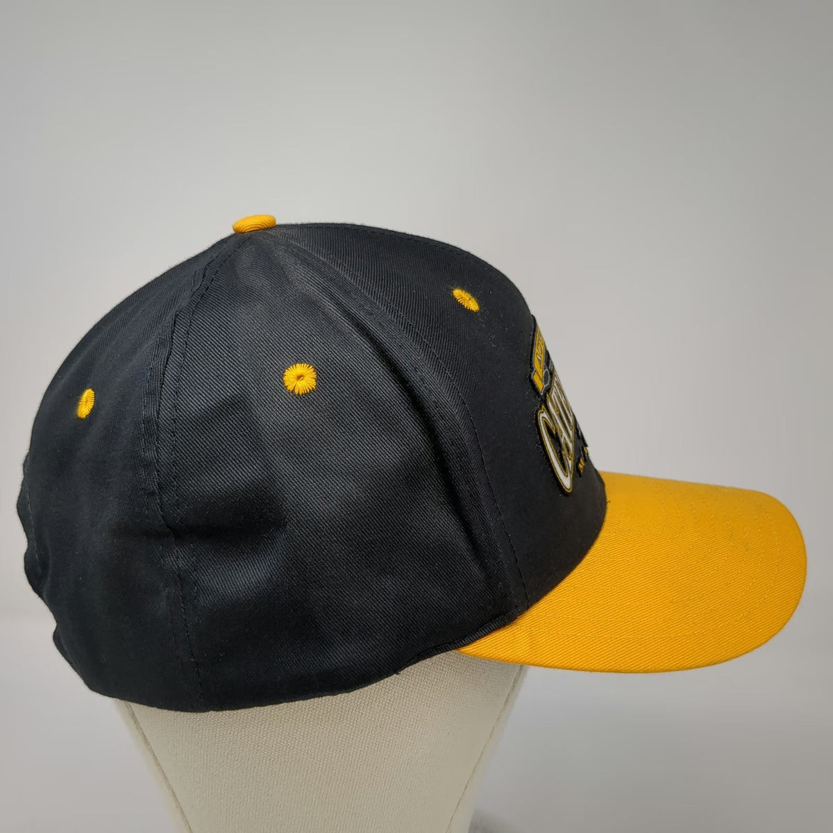 Tonkin Caterpillar Snapback Black Yellow Hat One Size Green Underbrim Machines
