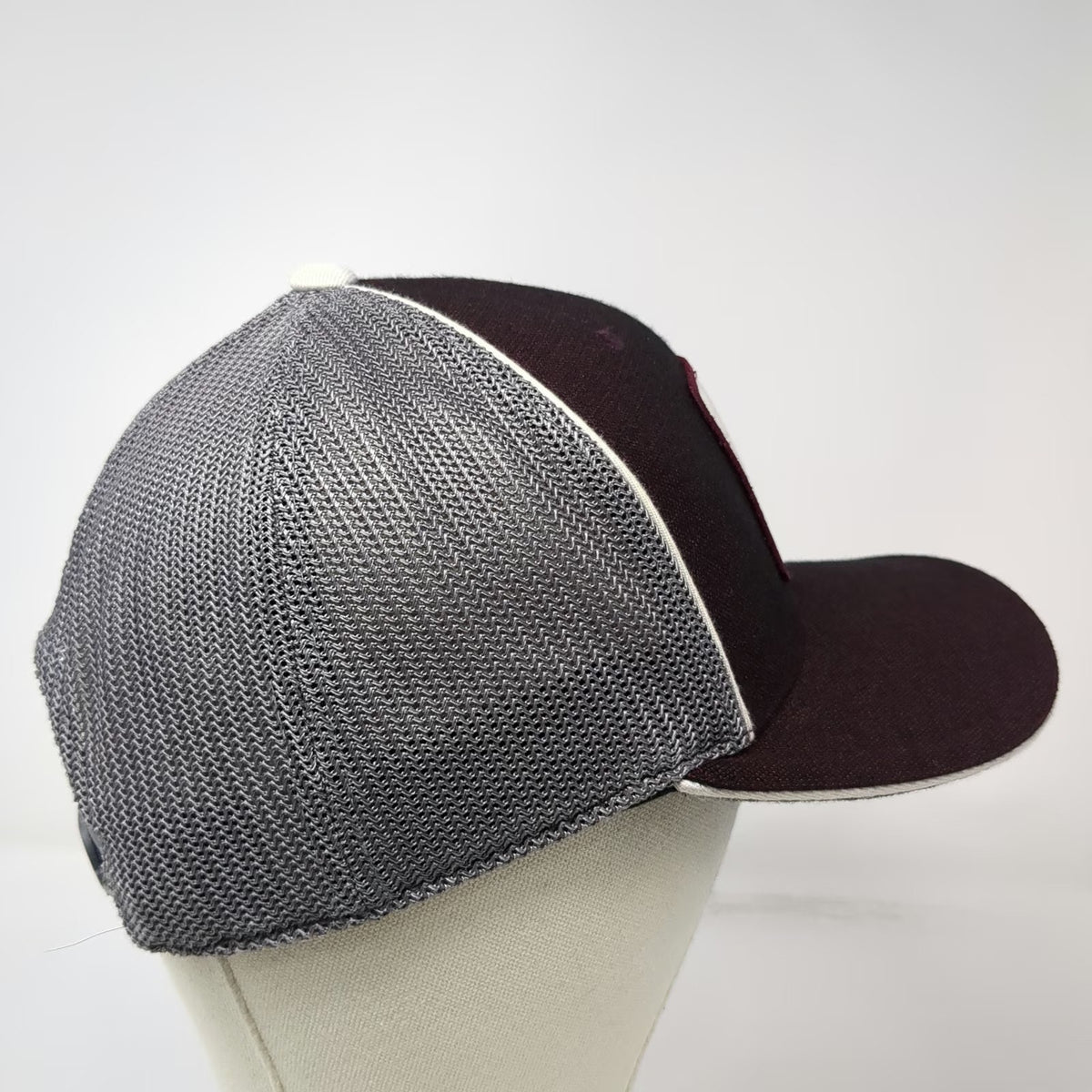 Ariat Trucker Hat Red Gray One Size Mesh Back Patch Flexfit 110 Snapback Logo