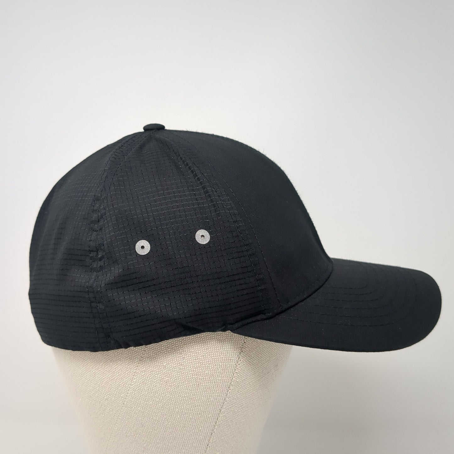 Arnold Silver Fitted Hat Black XL Solid Vent Holes Richardson Outdoor