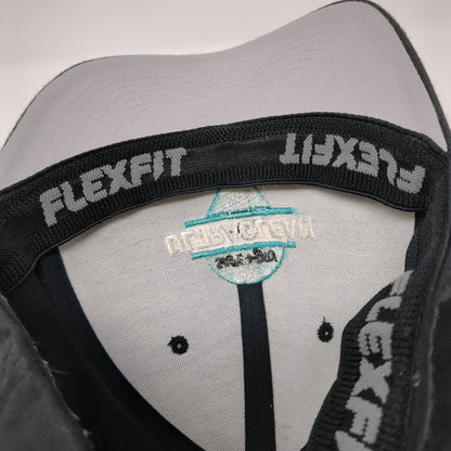 Safe+Dry Ultra Clean Fitted Hat Black S/M Flexfit Embroidered 6 Panel Yupoong