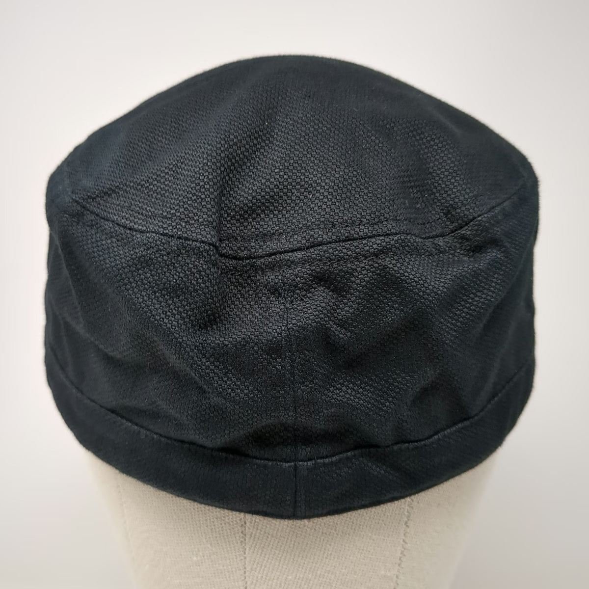 Headers Army Cap Black Hat Size M Fitted Cotton Textured Metal Eyelet Cadet
