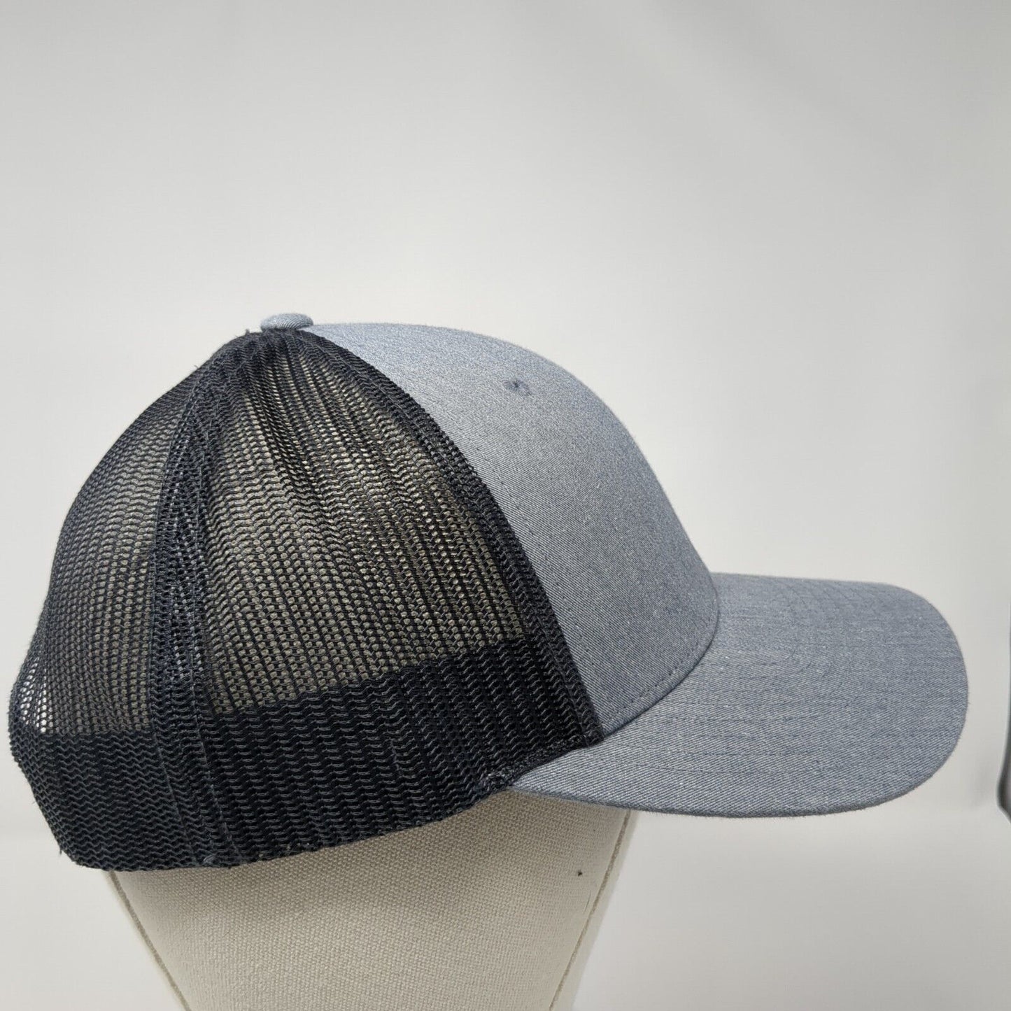 Reese Strong Snapback Trucker Hat Gray M/L Mesh Back Richardson 6 Panel