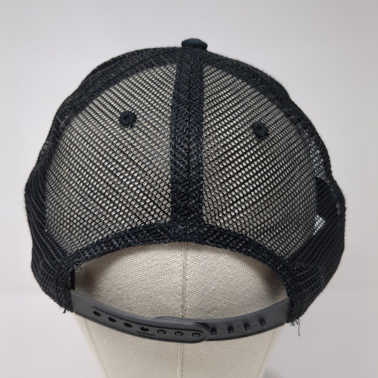 Otto Snapback Trucker Hat Black OSFM Adjustable Embroidered Mesh Back 6 Panel