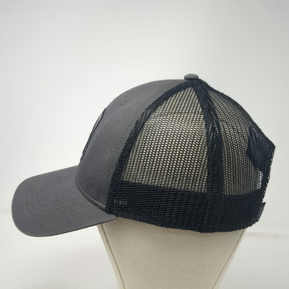 KÜHL Trucker Hat Gray One Size Mesh Back Mountain Patch Snapback Hiking Outdoors