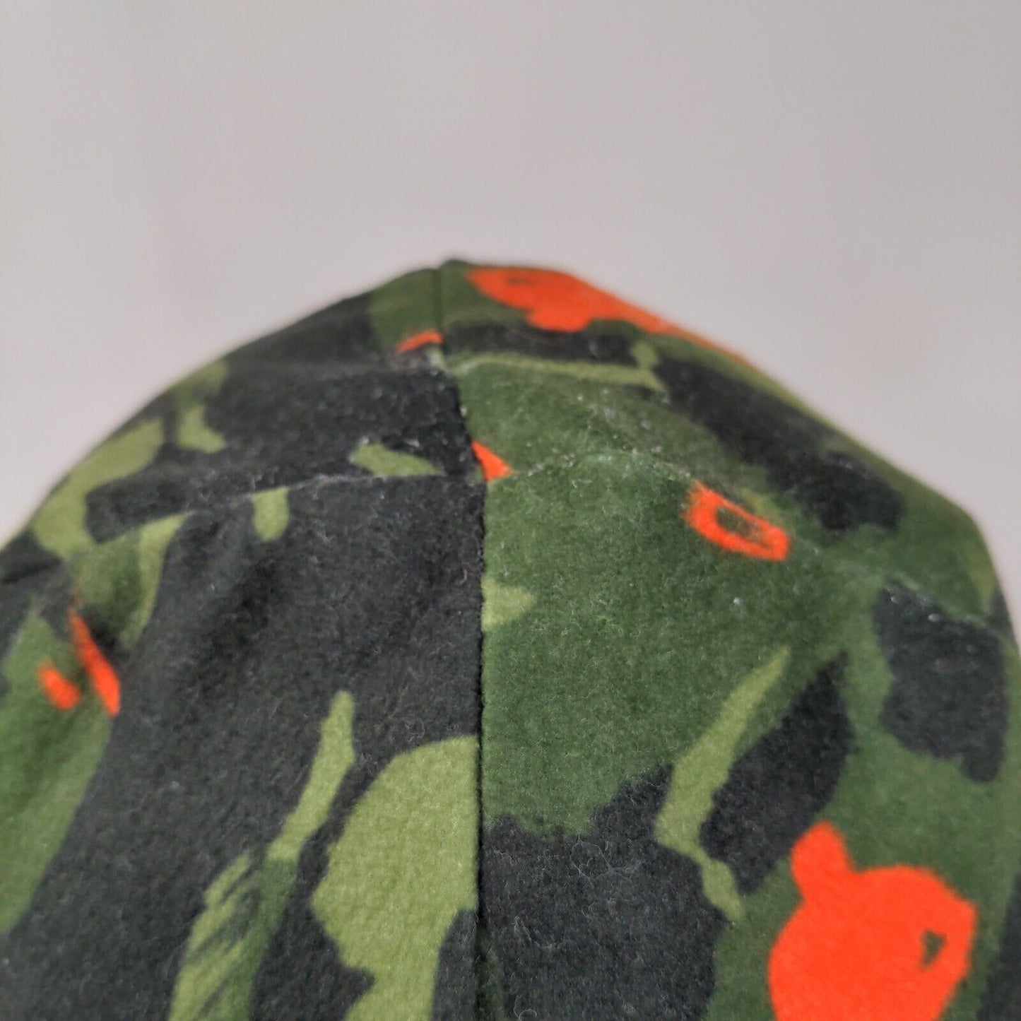 New Era Men's Knit Camo Beanie Hat Multicolor 100% Acrylic Bauer Reversible