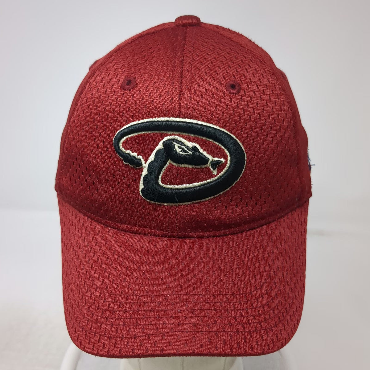 Arizona Diamondbacks MLB OC Sports Baseball Cap Red M Mesh Fitted Snake Logo Hat