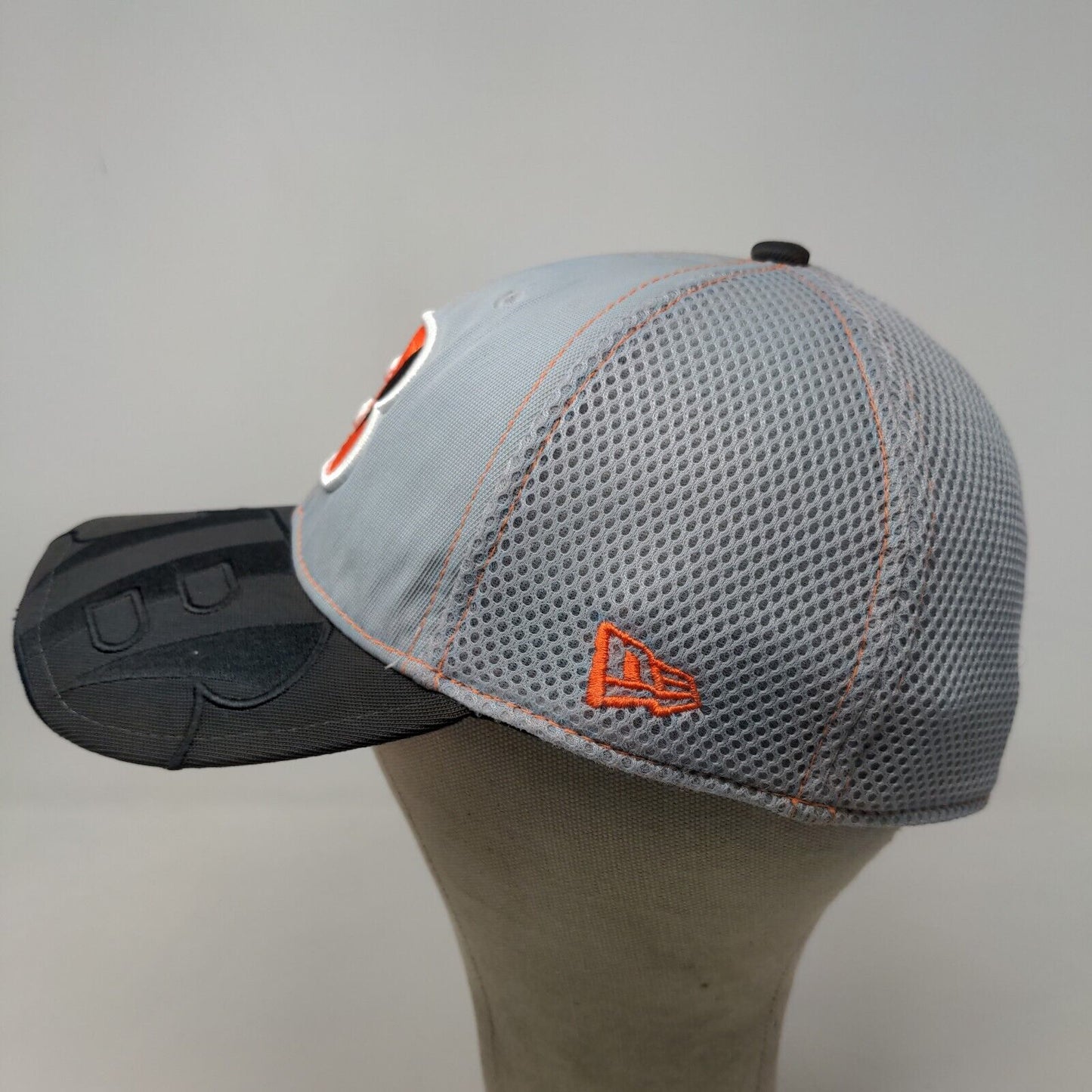 New Era Men's Fitted Hat Gray Size M/L Embroidered Cincinnati Bengals Logo