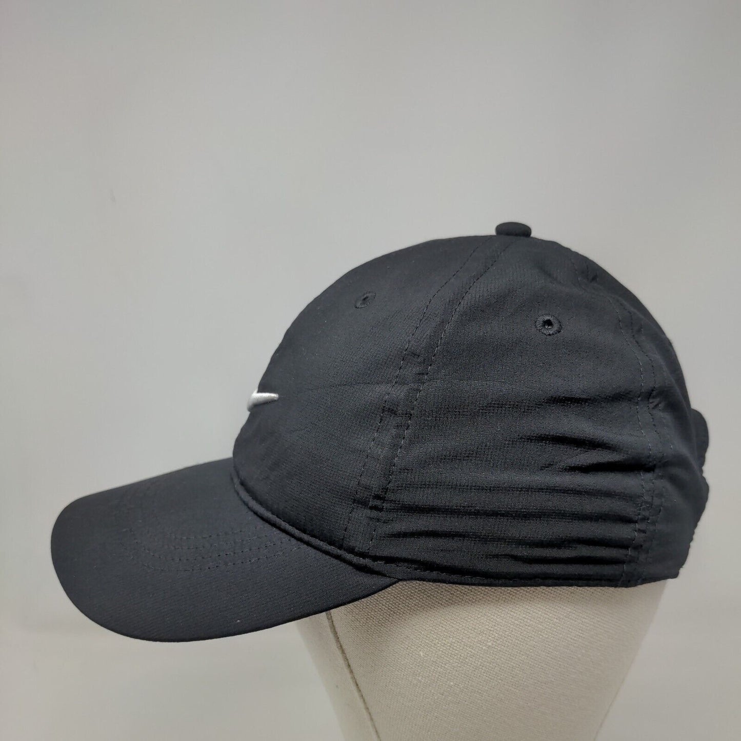 Nike Legacy91 Strapback Hat Black OSFM Embroidered Swoosh Dri-Fit