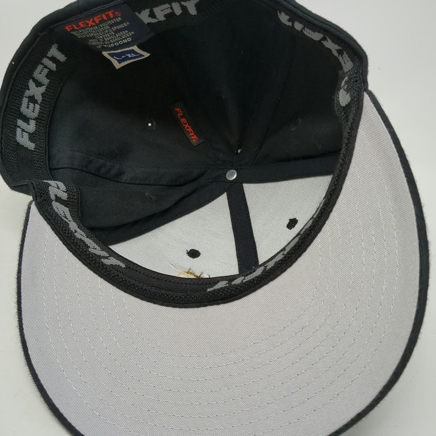 Flexfit Baseball Cap Black Yellow White Green XL Olds College Brewery Logo Hat