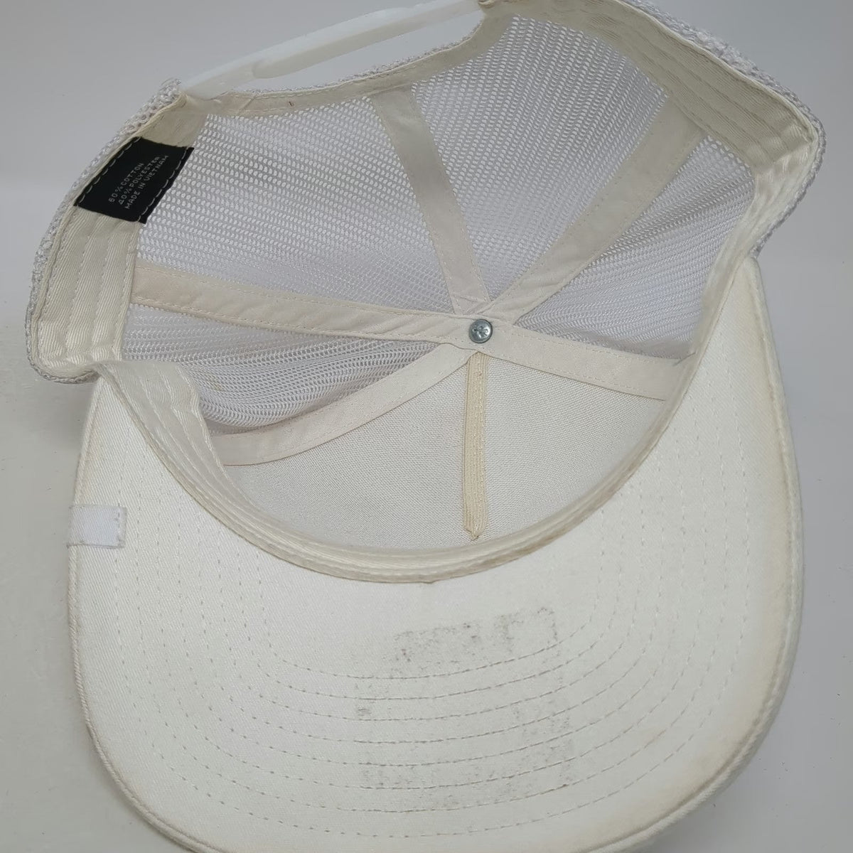 Travis Mathew Trucker Hat White One Size Mesh Snapback Striped Golf Sport Hat