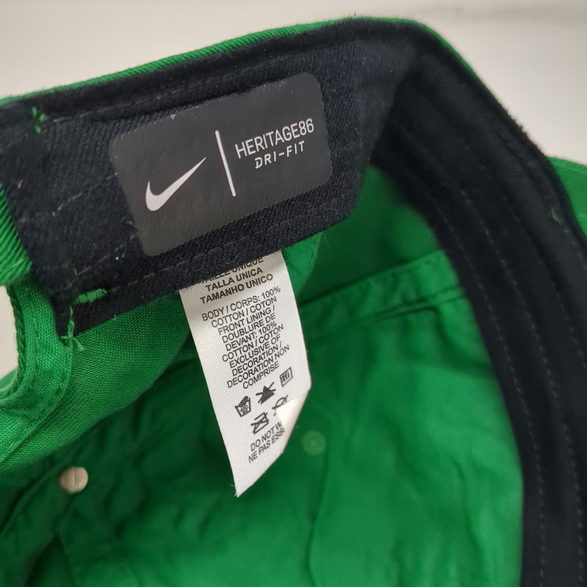 Nike Oregon Ducks NCAA Green Cap Hat OSFM Heritage86 Dri-FIT Embroidered Strap