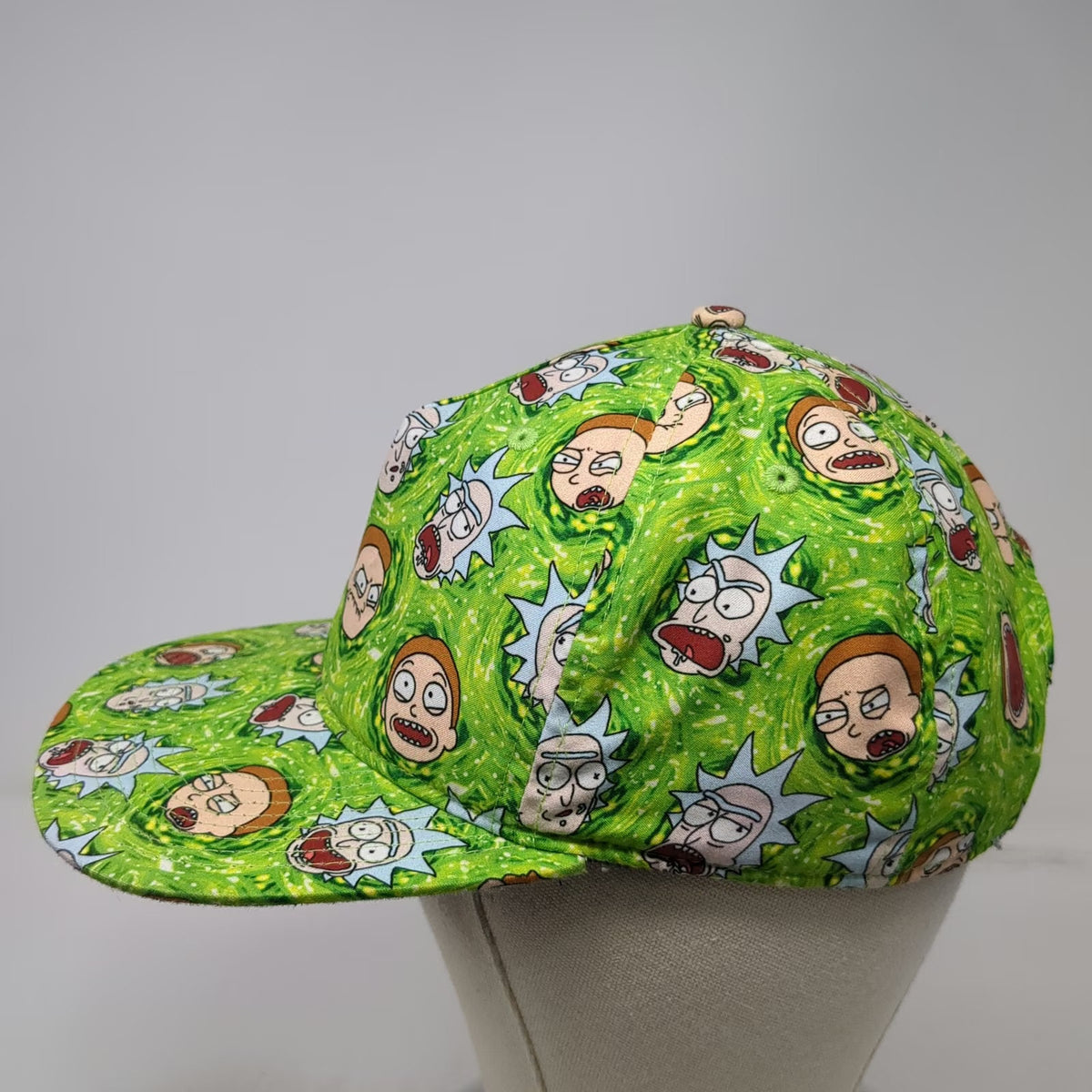 Bioworld 5 Panel Green Hat One Size Snapback Rick and Morty All Over Print Faces
