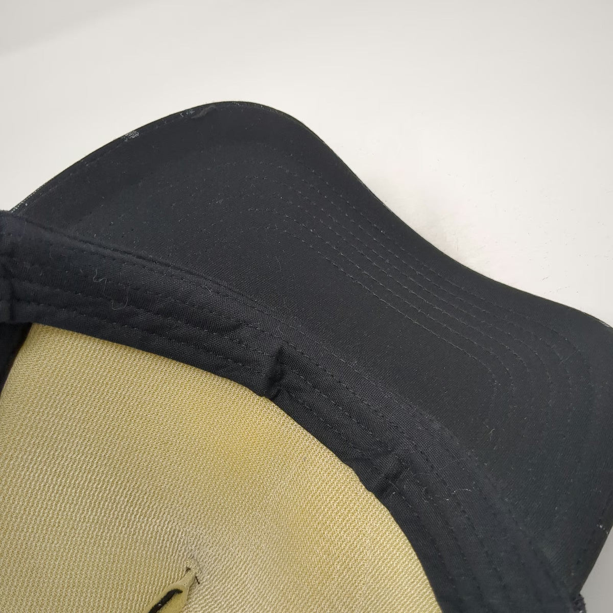 O'Neill Trucker Hat Black One Size Plaid Mesh Snapback Foam Front Logo Surf