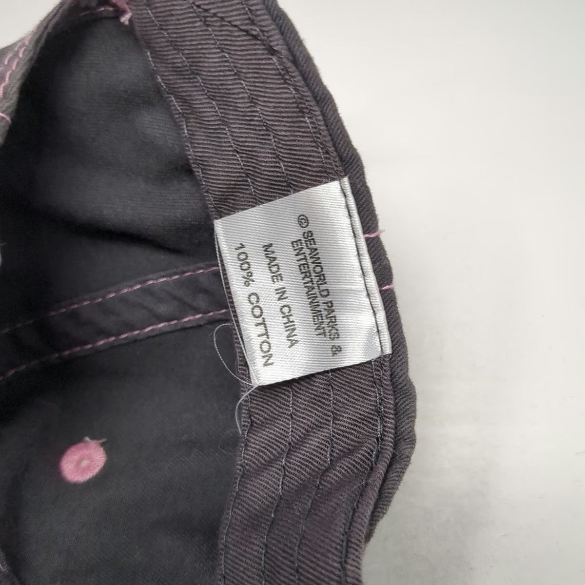 SeaWorld Baseball Cap Gray Pink White OSFM Cotton Contrast Stitching Logo Hat