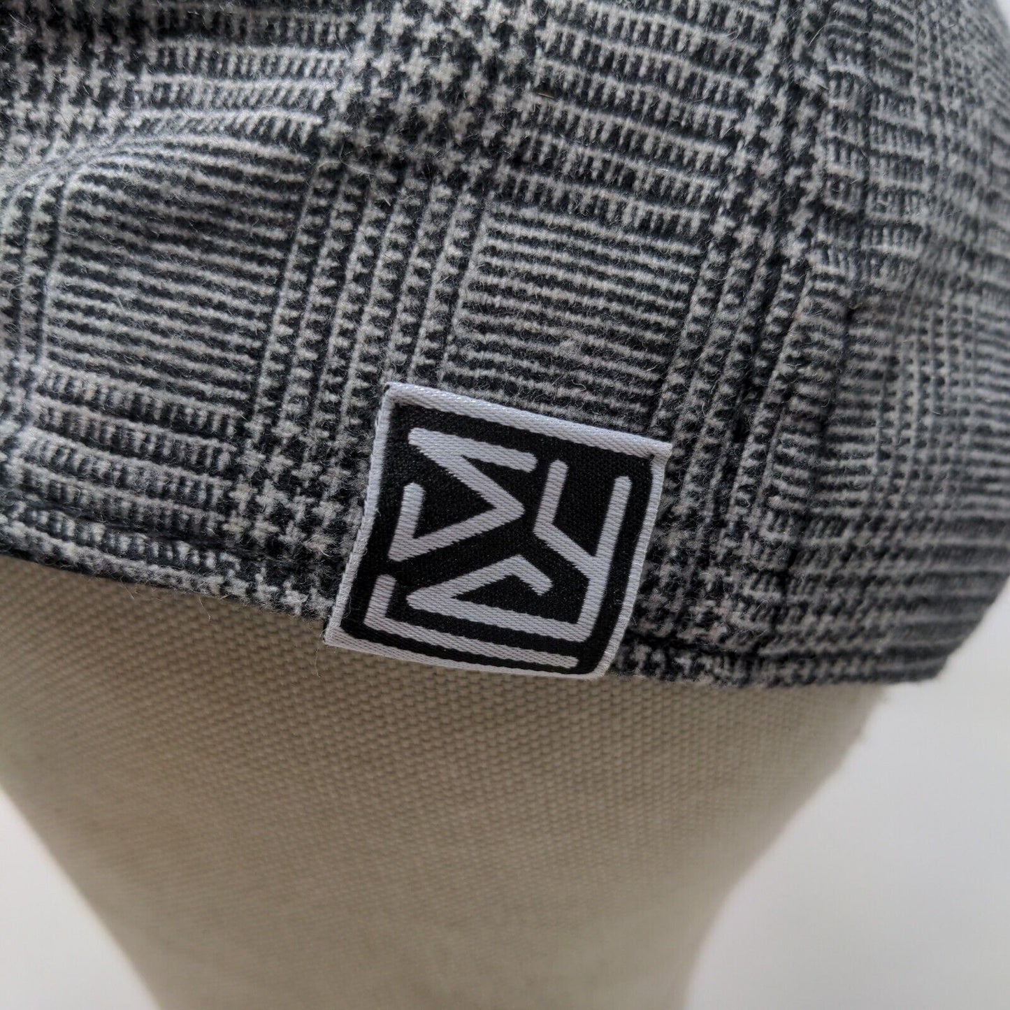 Unbranded Men's Snapback Hat Gray Black Graphic Logo SYL Adjustable