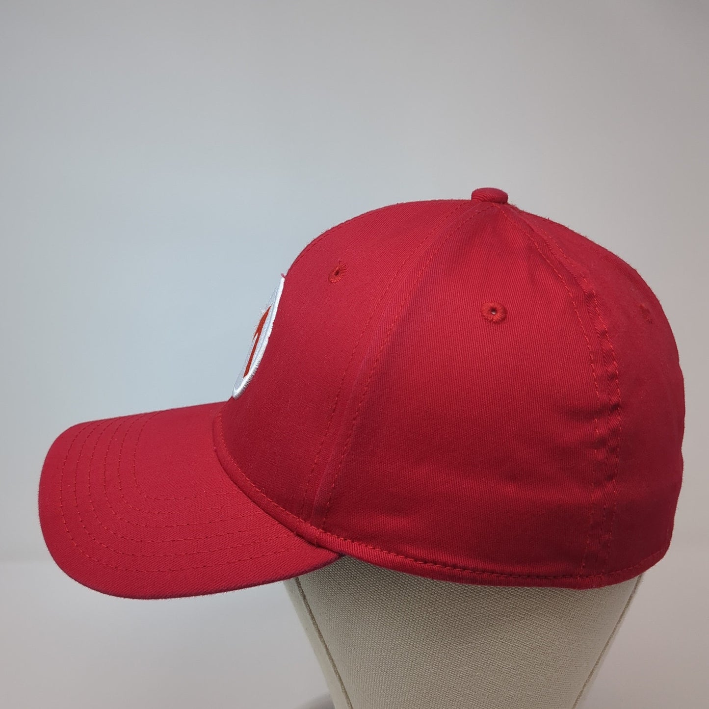 Super Mario Fitted Hat Red One Size Embroidered Logo Solid 6 Panel