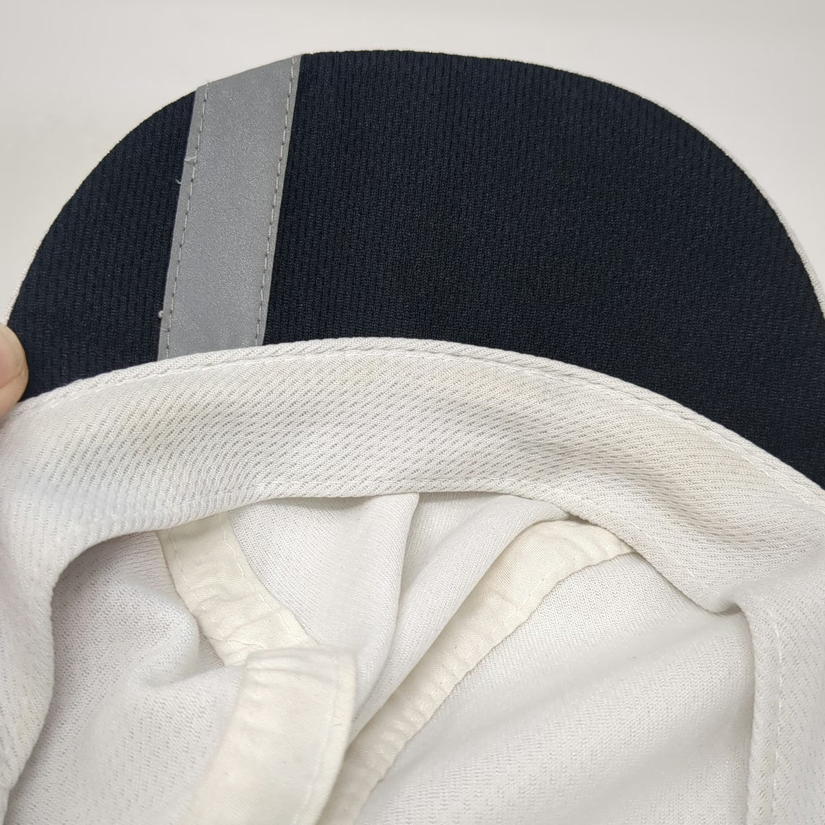 Headsweats Baseball Cap White One Size Reflective Stripe Coolmax Running Hat
