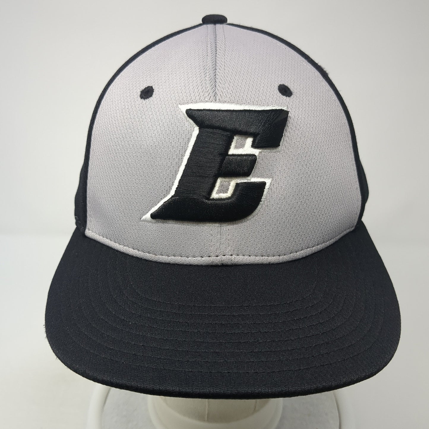 E Lions Fitted Hat Black Medium Embroidered Colorblock Richardson