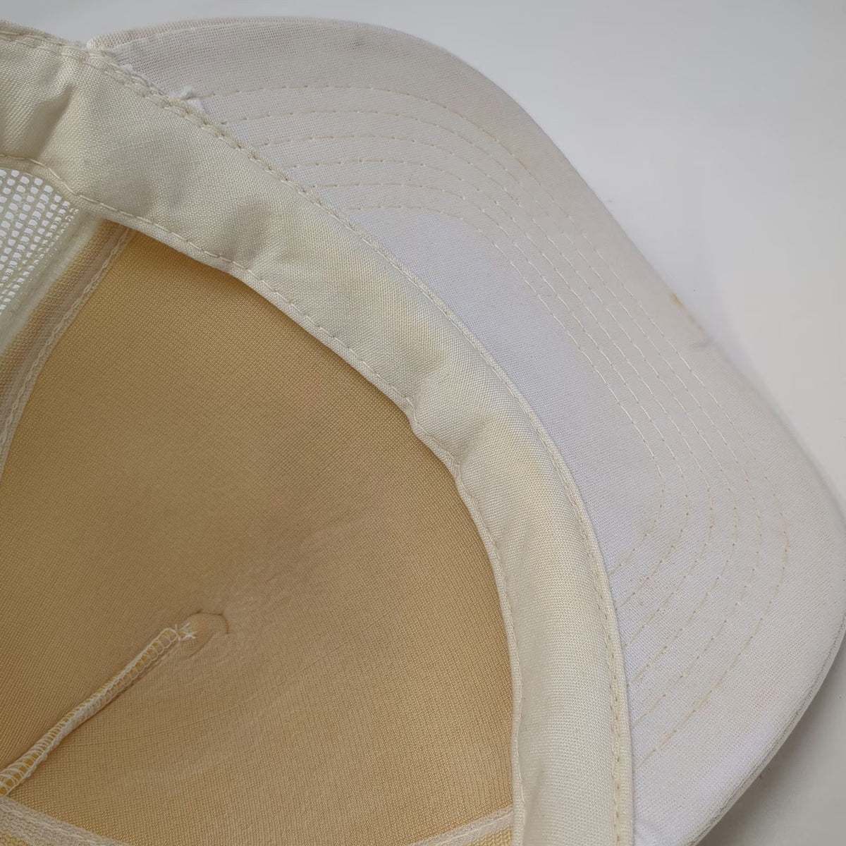 THAT HAT Fred's Diner Trucker Hat White OS Snapback Mesh Foam Front Graphic