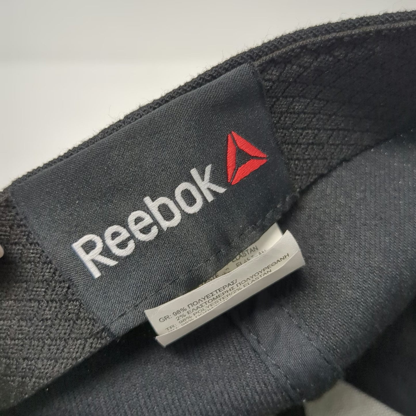 Reebok Baseball Cap Black Size XL UFC Octagon Stretch Fit Marbled Brim Hat
