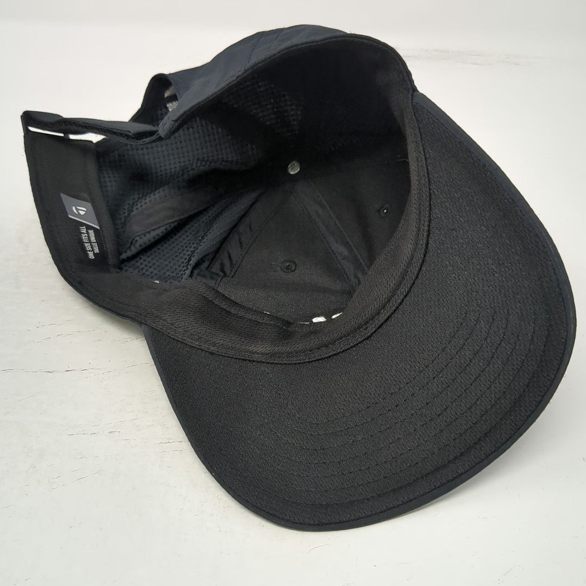 TaylorMade Baseball Cap Black One Size PGA West Golf Hat Strapback Performance