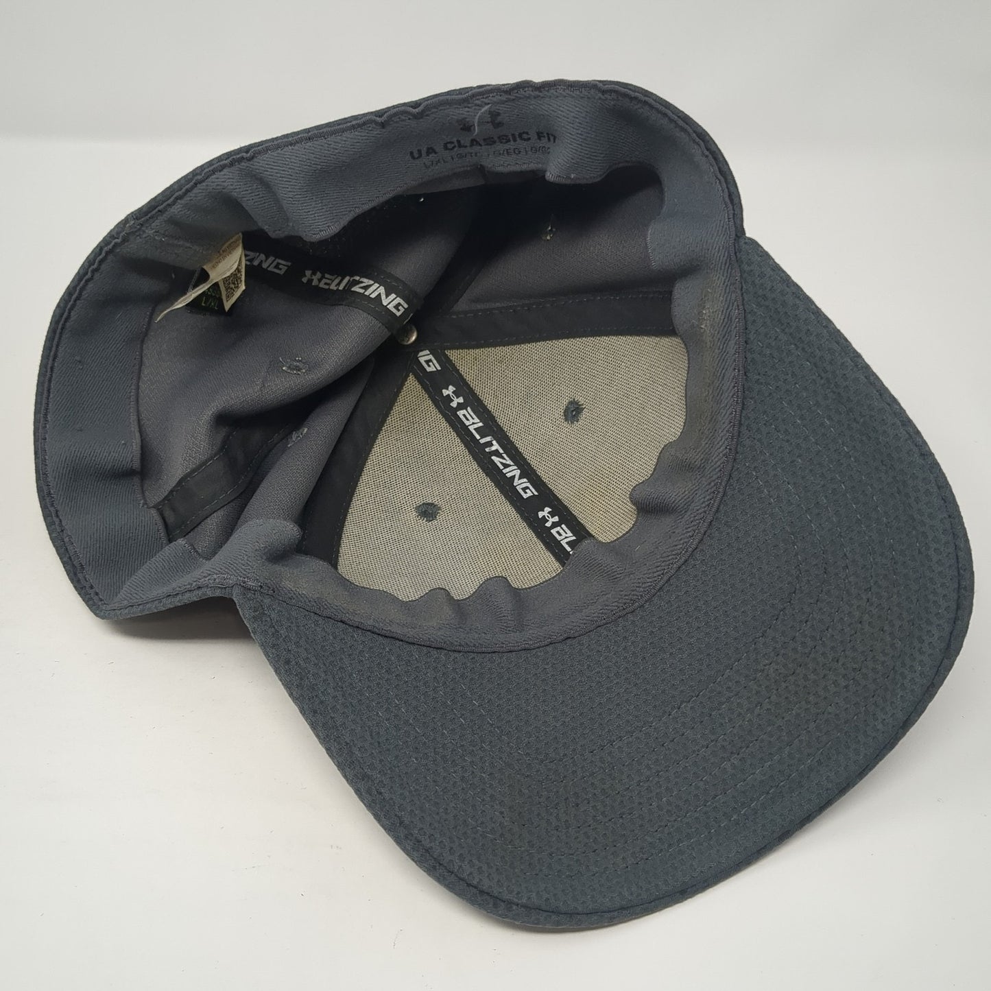 Under Armour Fitted Hat Gray XL Embroidered UA Classic Fit Blitzing