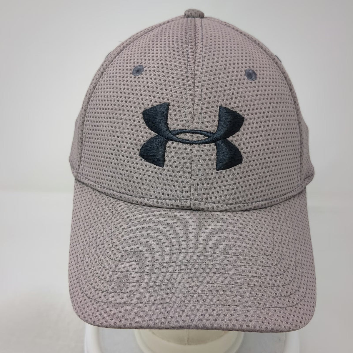 Under Armour Baseball Cap Gray XL Fitted HeatGear Textured Polyester Sport Hat