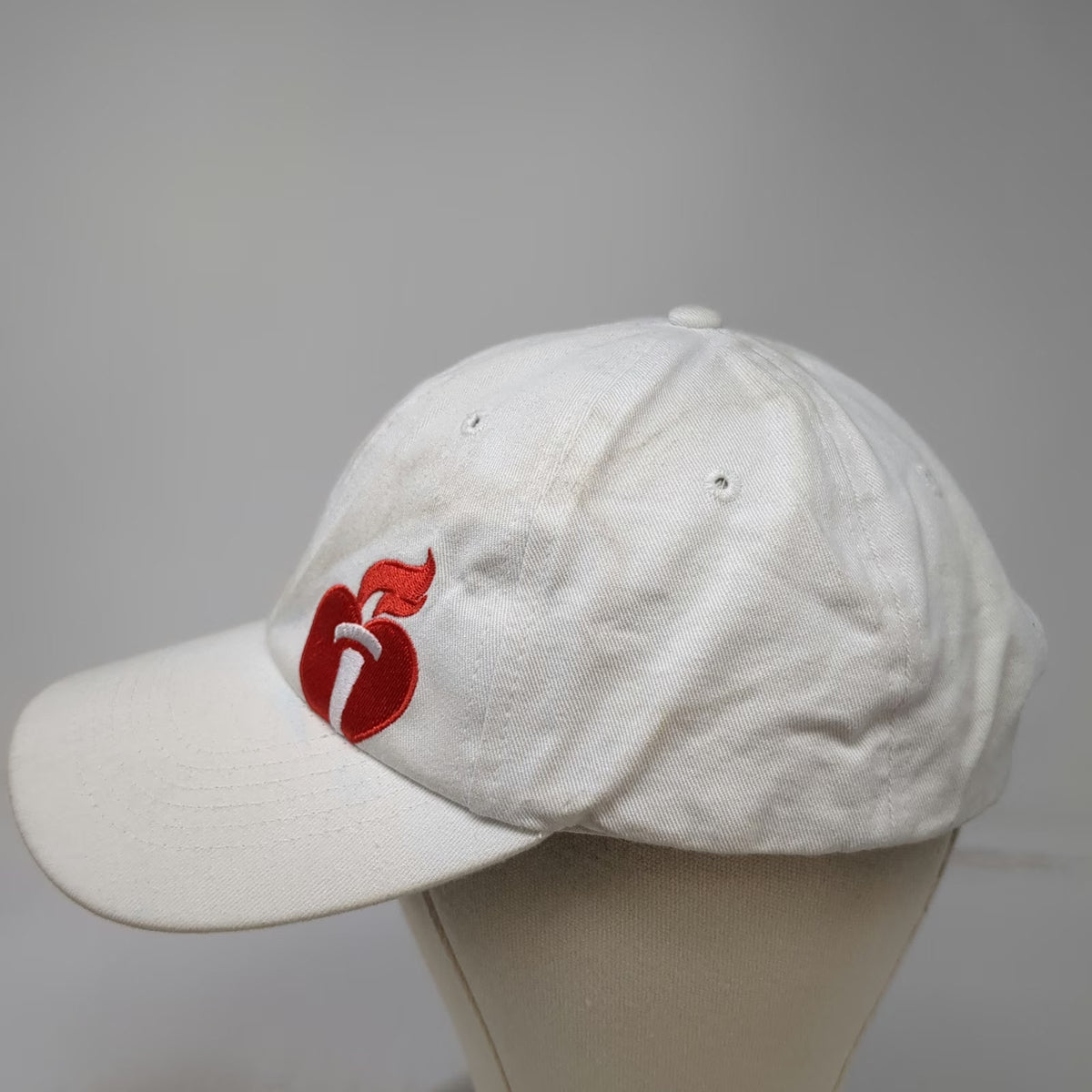 White Baseball Cap One Size American Heart Association Heart Walk Survivor Hat