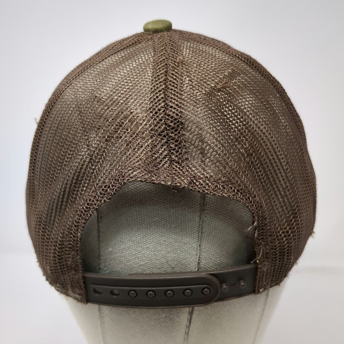 Cabela's Trucker Hat Beige Green Brown One Size Mesh Back Snapback Hunting