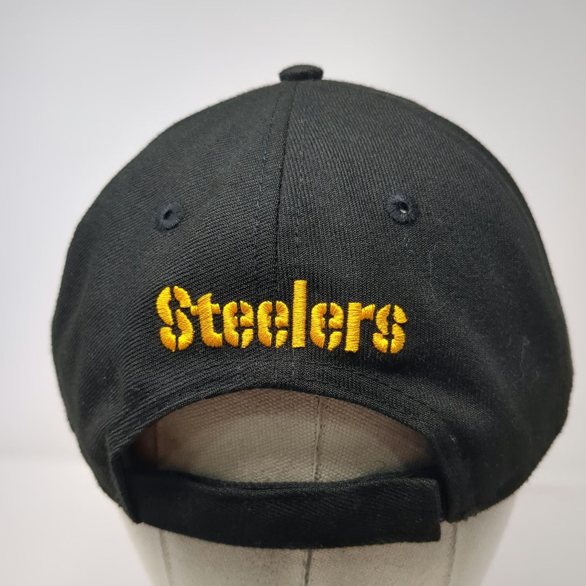 Pittsburgh Steelers NFL New Era Cap Black One Size Gray Strapback Adjustable Hat