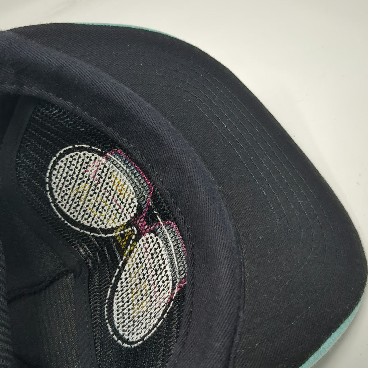 VonZipper Trucker Hat Black Blue One Size Tanning Team Sunglasses Snapback Mesh