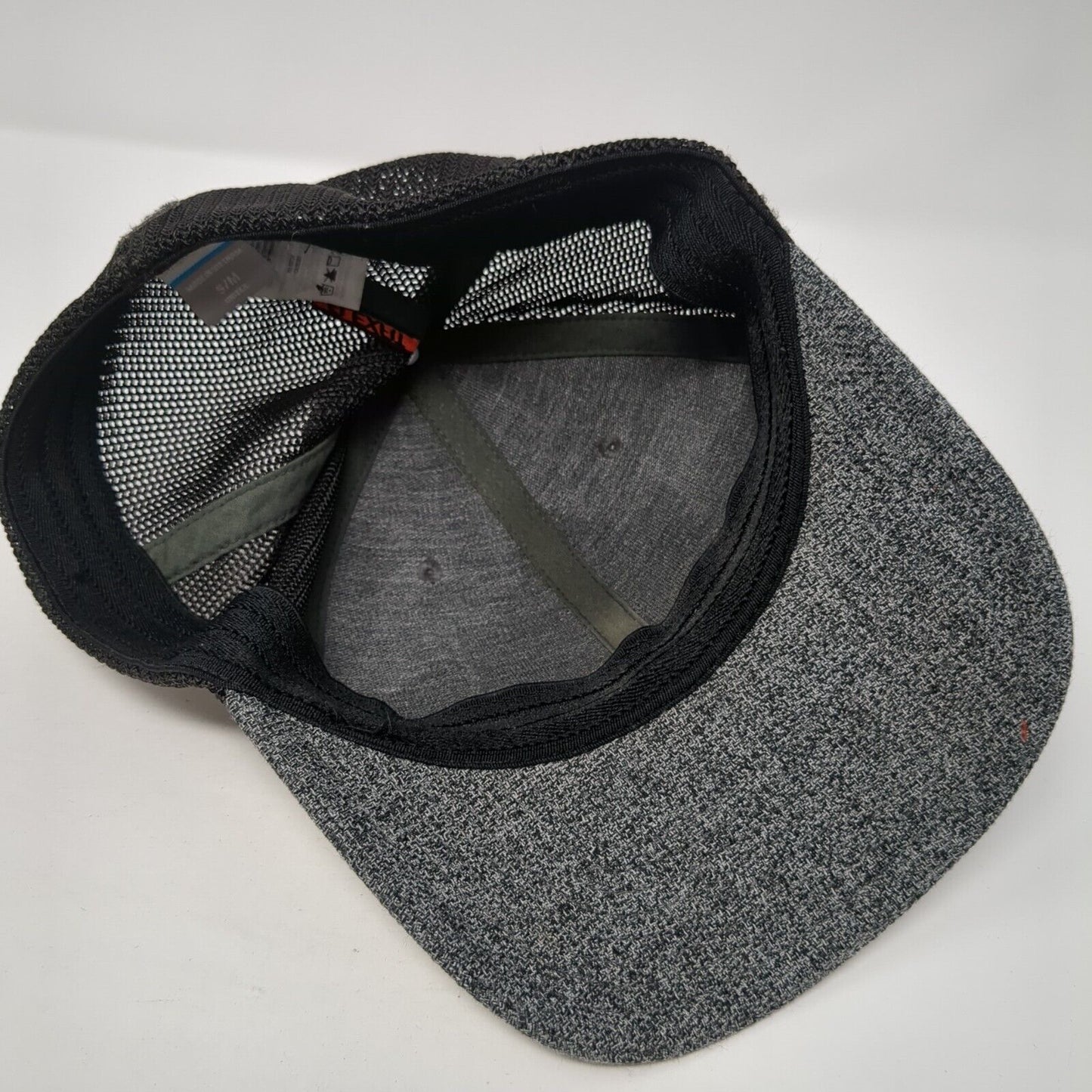 Pine Trees American Flag Fitted Trucker Hat Gray S/M Mesh Back Columbia